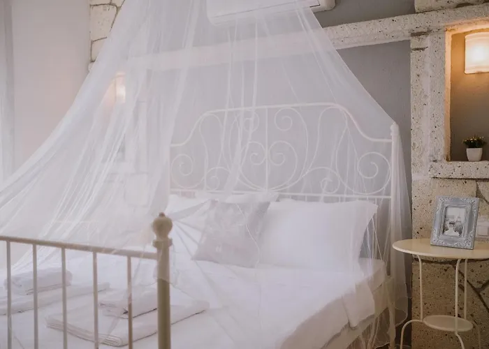 Deruni Butik Hotel *