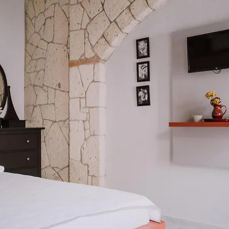 Deruni Butik Hotel *
